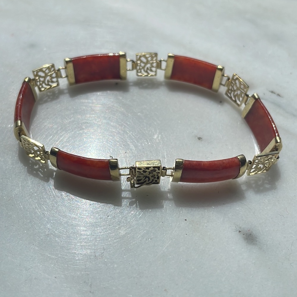 Red jadeite jade link bracelet 14k gold Chinese calligraphy - Picture 2 of 4